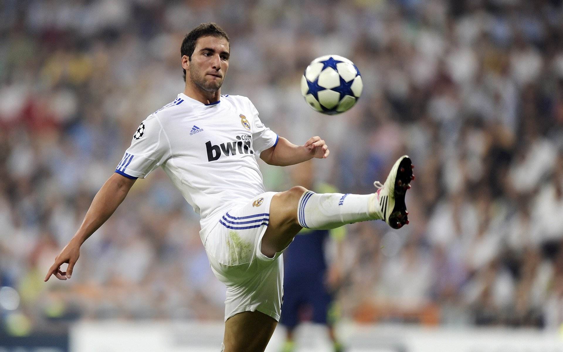 西甲劲敌激烈鏖战,战术调整和精彩进球层出不穷,西甲精华2021